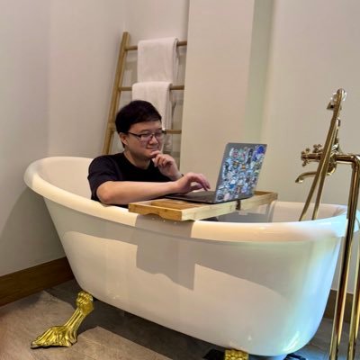 Bank K., founder of LzyReply
